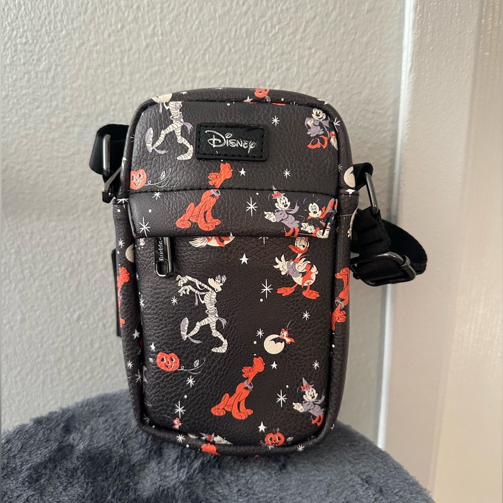 Brand new, never worn Disney Halloween crossbody